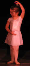 soph_ballet_recital3_crop.jpg (66264 bytes)